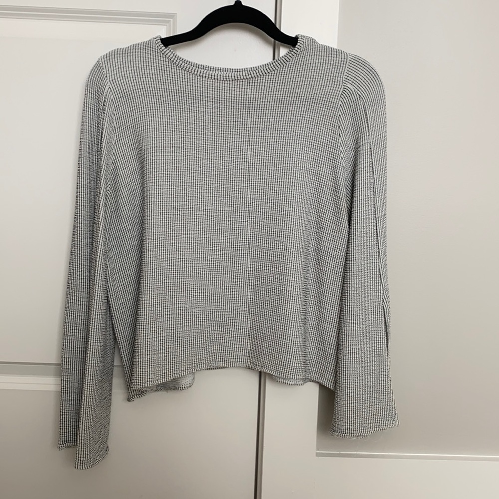 Zara Ribbed Knit Flared Sleeve Top